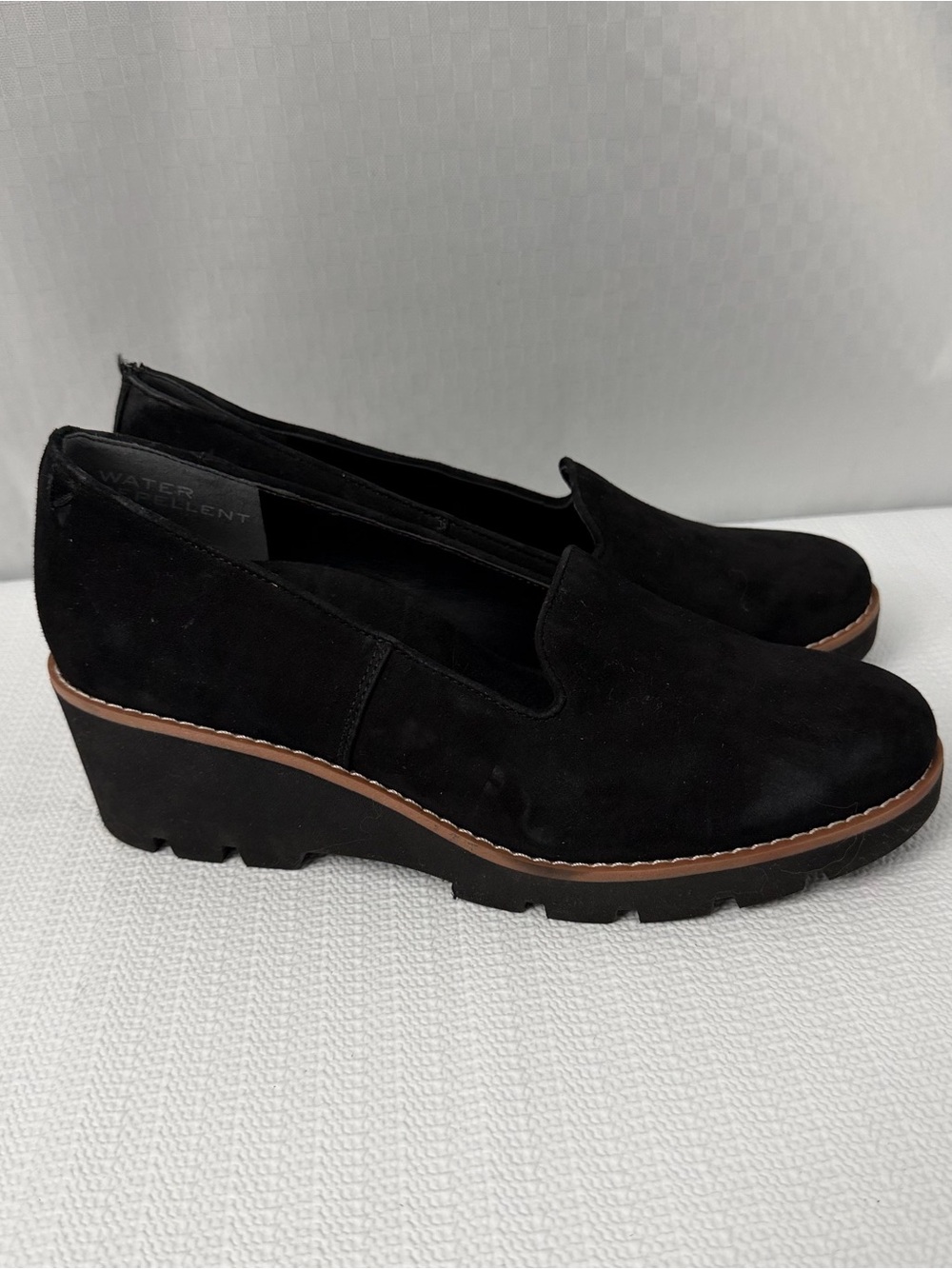 Vionic Willa Slip On Wedge Black Suede Size 8 Comfort Water Resistant